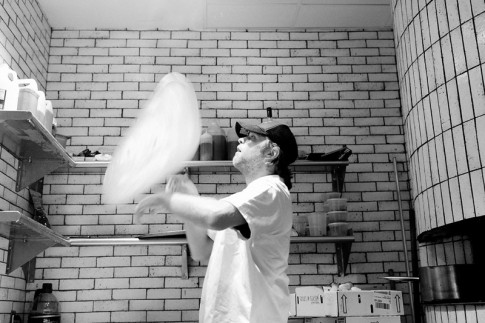 making-pizza